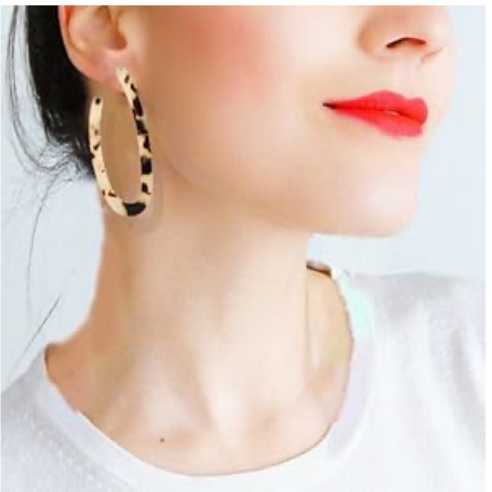 Leopard Print Light Weight Acrylic Hoop Earrings
